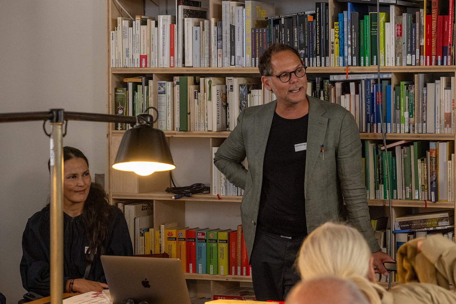 AiI-S Mitgliederversammlung Besichtigung Werk-Bibliothek von Lucius und Annemarie Burckhardt-Wackernagel im Case Studio VOGT, Zürich