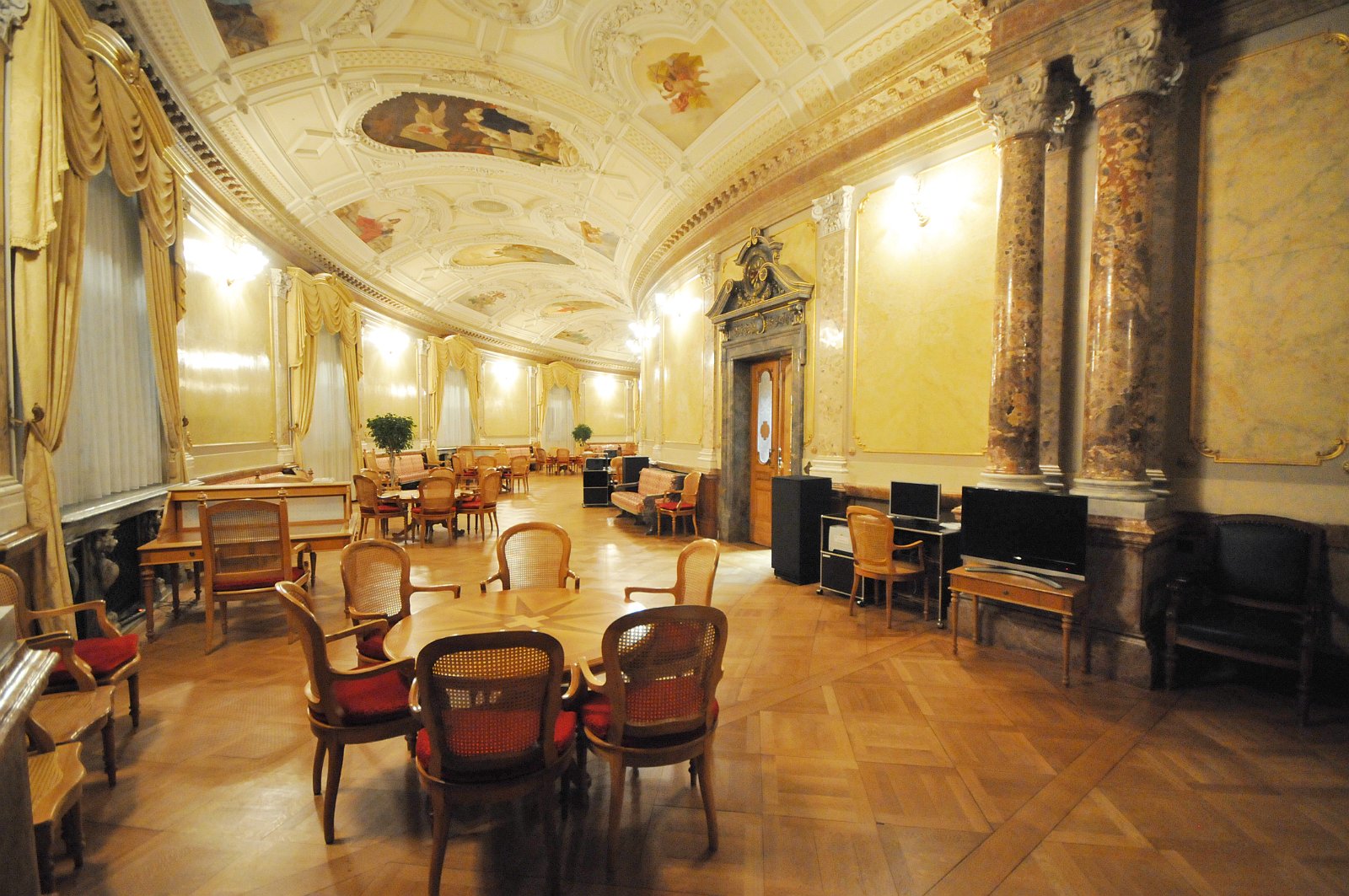 VSI.ASAI. Bundeshausbesichtigung 06. Februar 2010 