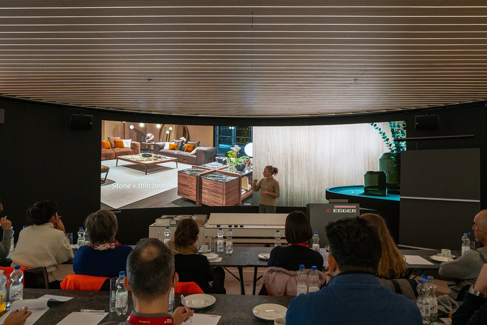 VSI.ASAI. Event bei Fördermitglied Egger Holzwerkstoffe in St. Johann Event bei Fördermitglied Egger Holzwerkstoffe in St. Johann