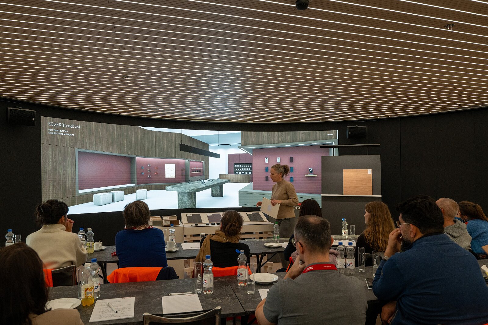 VSI.ASAI. Event bei Fördermitglied Egger Holzwerkstoffe in St. Johann Event bei Fördermitglied Egger Holzwerkstoffe in St. Johann