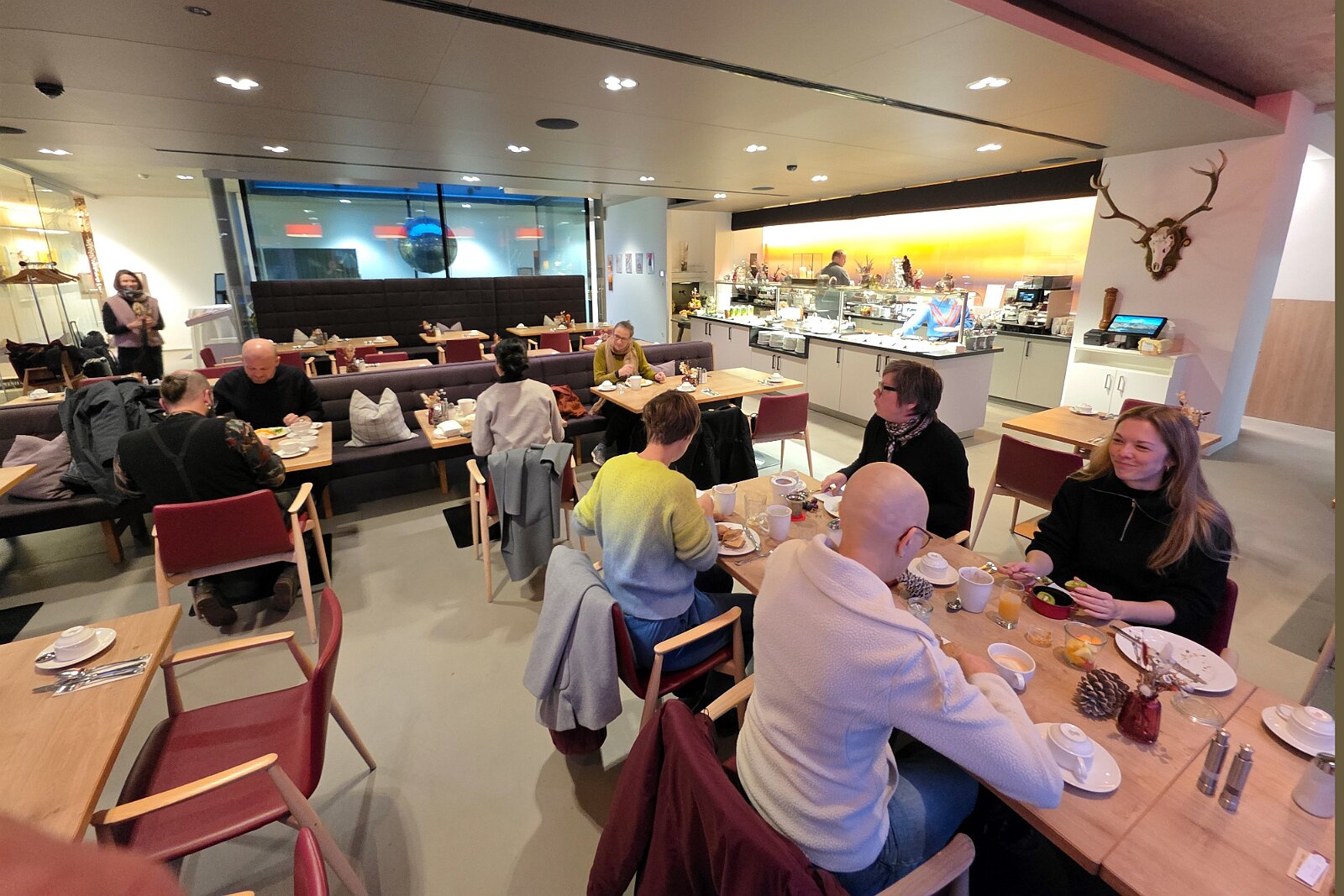 VSI.ASAI. Event bei Fördermitglied Egger Holzwerkstoffe in St. Johann Event bei Fördermitglied Egger Holzwerkstoffe in St. Johann