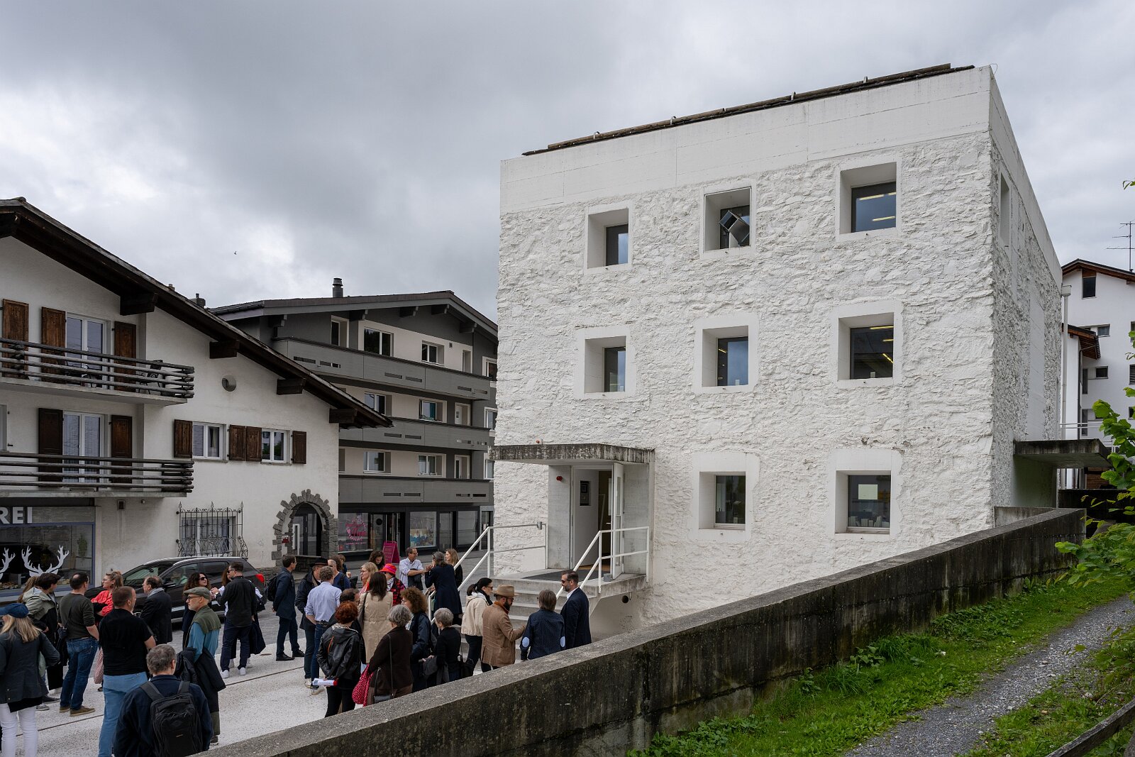 VSI.ASAI. Generalversammlung Flims Das gelbe Haus in Flims, Architekt Valerio Oligiati