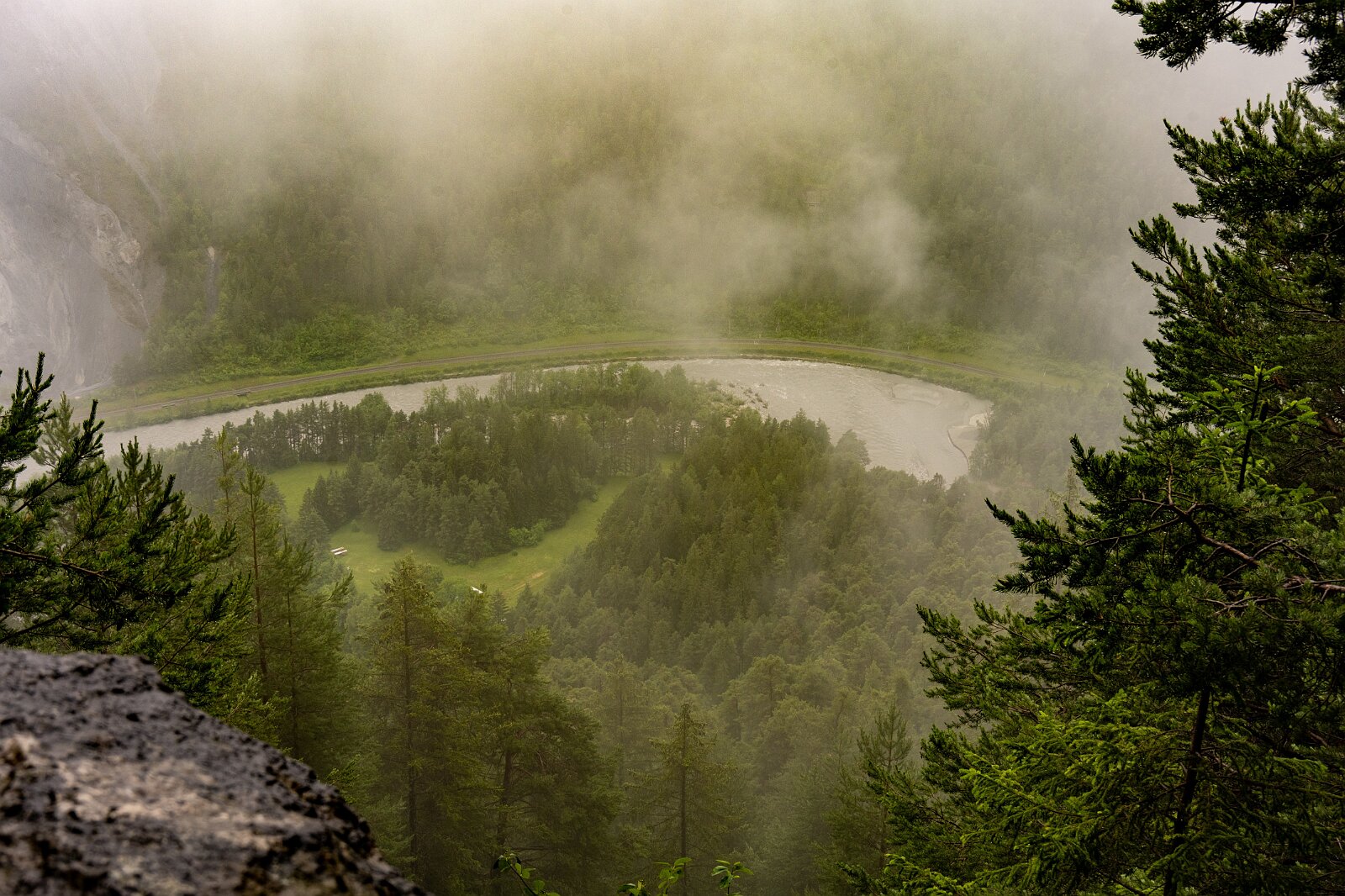 VSI.ASAI. Generalversammlung Flims Wanderung zum Caumasee und zur Aussichtsplattform "il Spir".