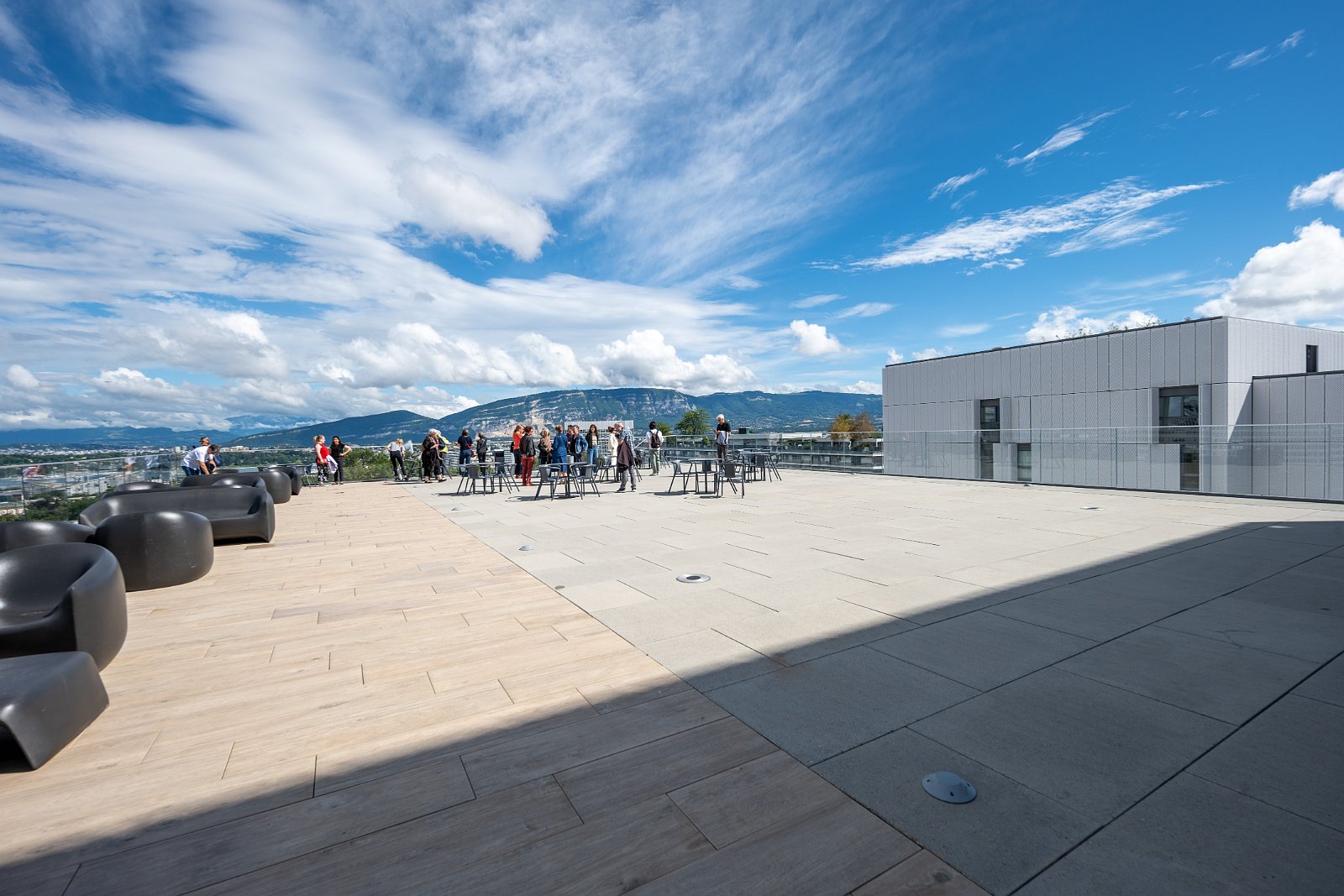 VSI.ASAI. - Generalversammlung in Lausanne, Geneva 24./25.06.2022 GRAND MORILLON von Kengo Kuma associates Tokyo und CCHE Lausanne