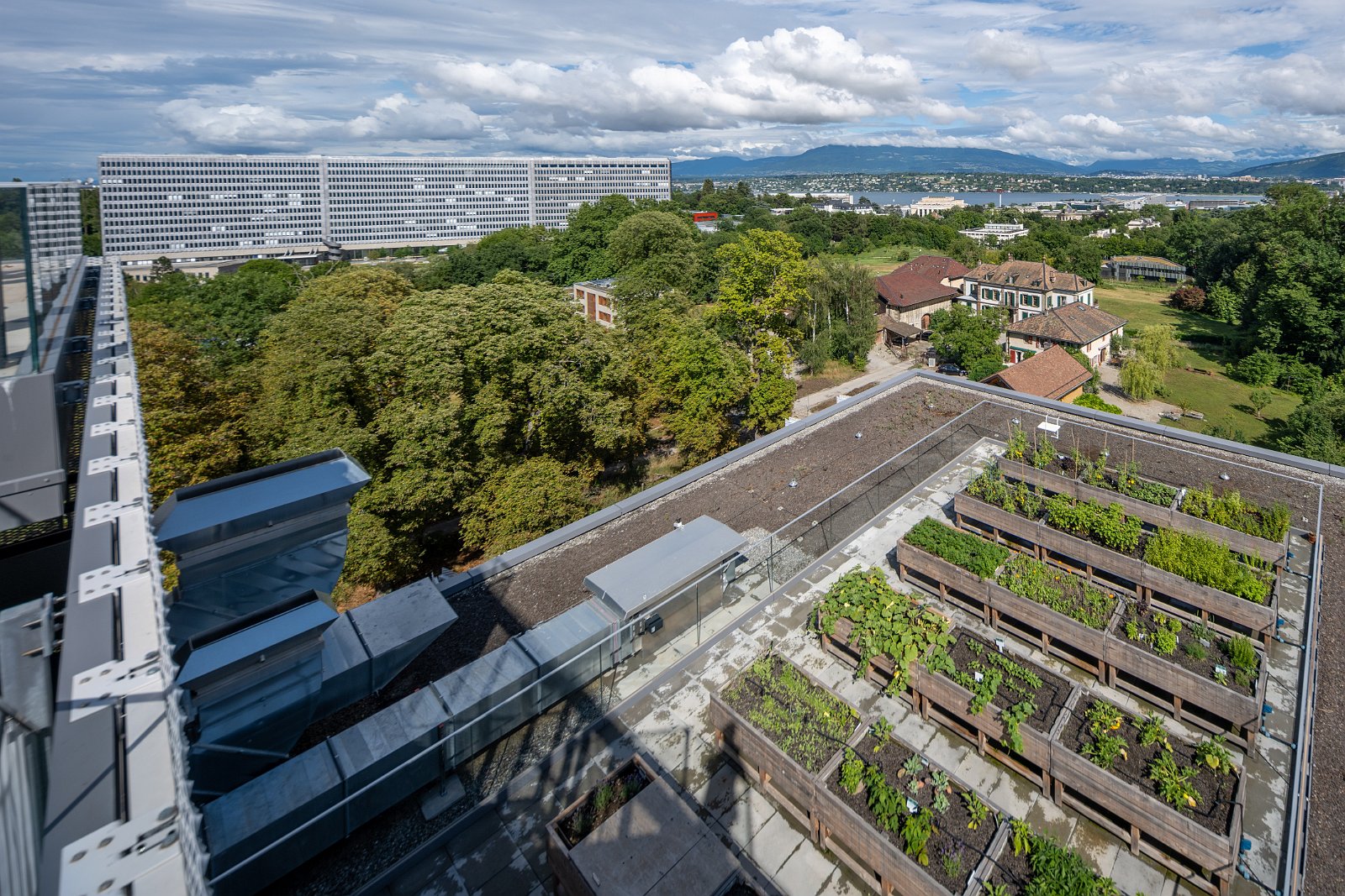 VSI.ASAI. - Generalversammlung in Lausanne, Geneva 24./25.06.2022 GRAND MORILLON von Kengo Kuma associates Tokyo und CCHE Lausanne