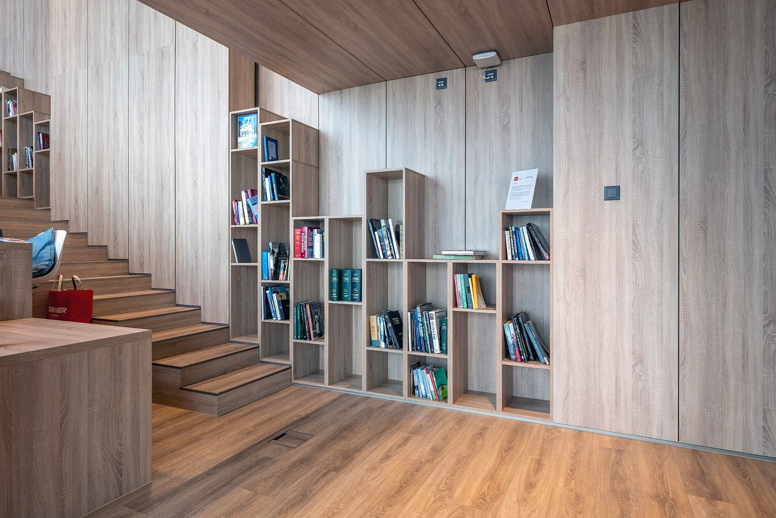 VSI.ASAI. - Generalversammlung in Lausanne, Geneva 24./25.06.2022 GRAND MORILLON von Kengo Kuma associates Tokyo und CCHE Lausanne