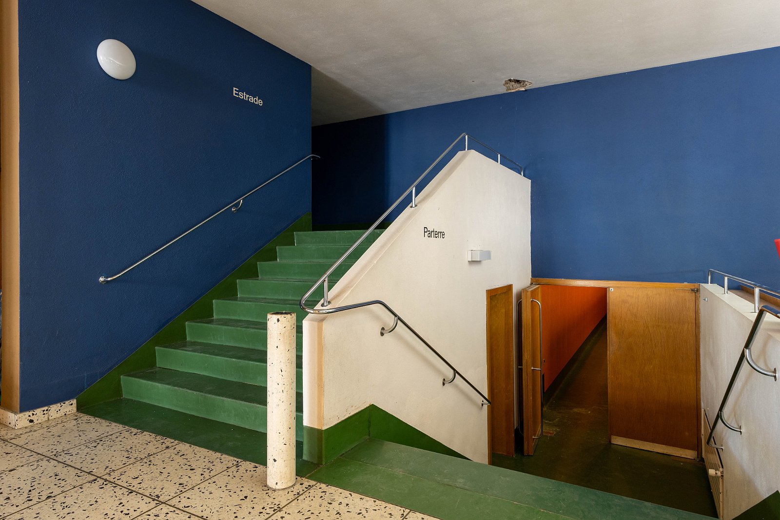 Cinevox Neuhausen am Rheinfall Architekt: Max Bill