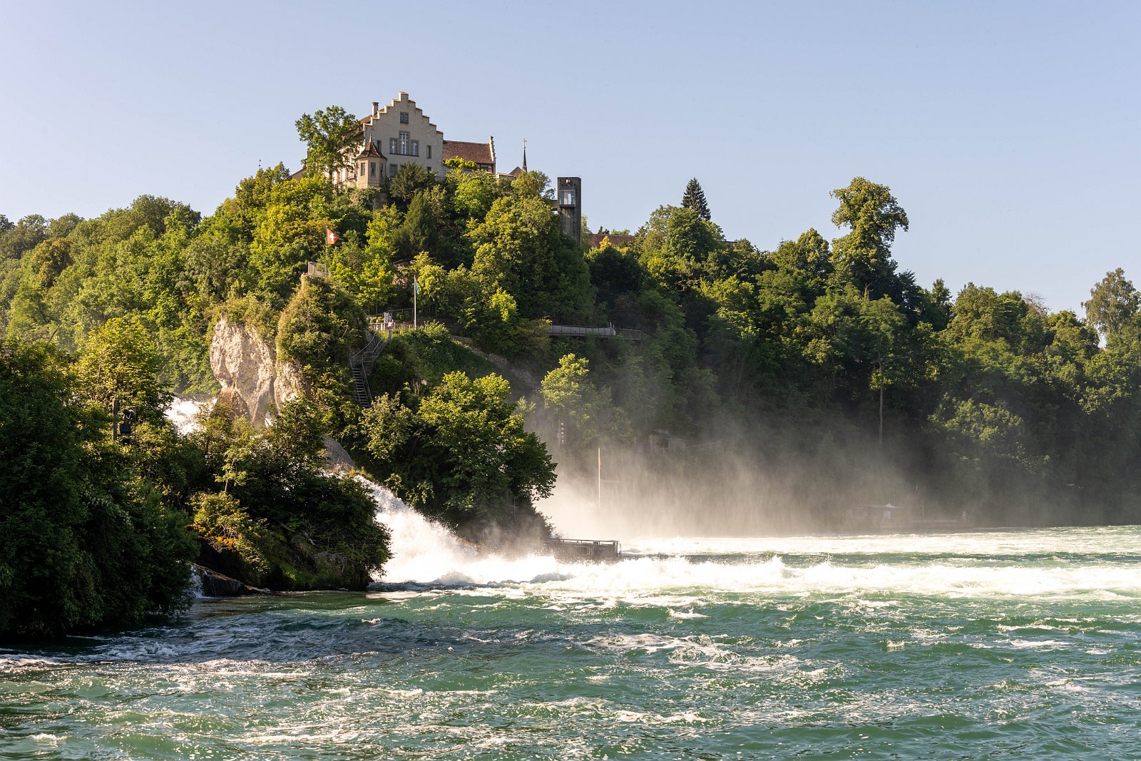 Schifffahrt auf dem Rhein 