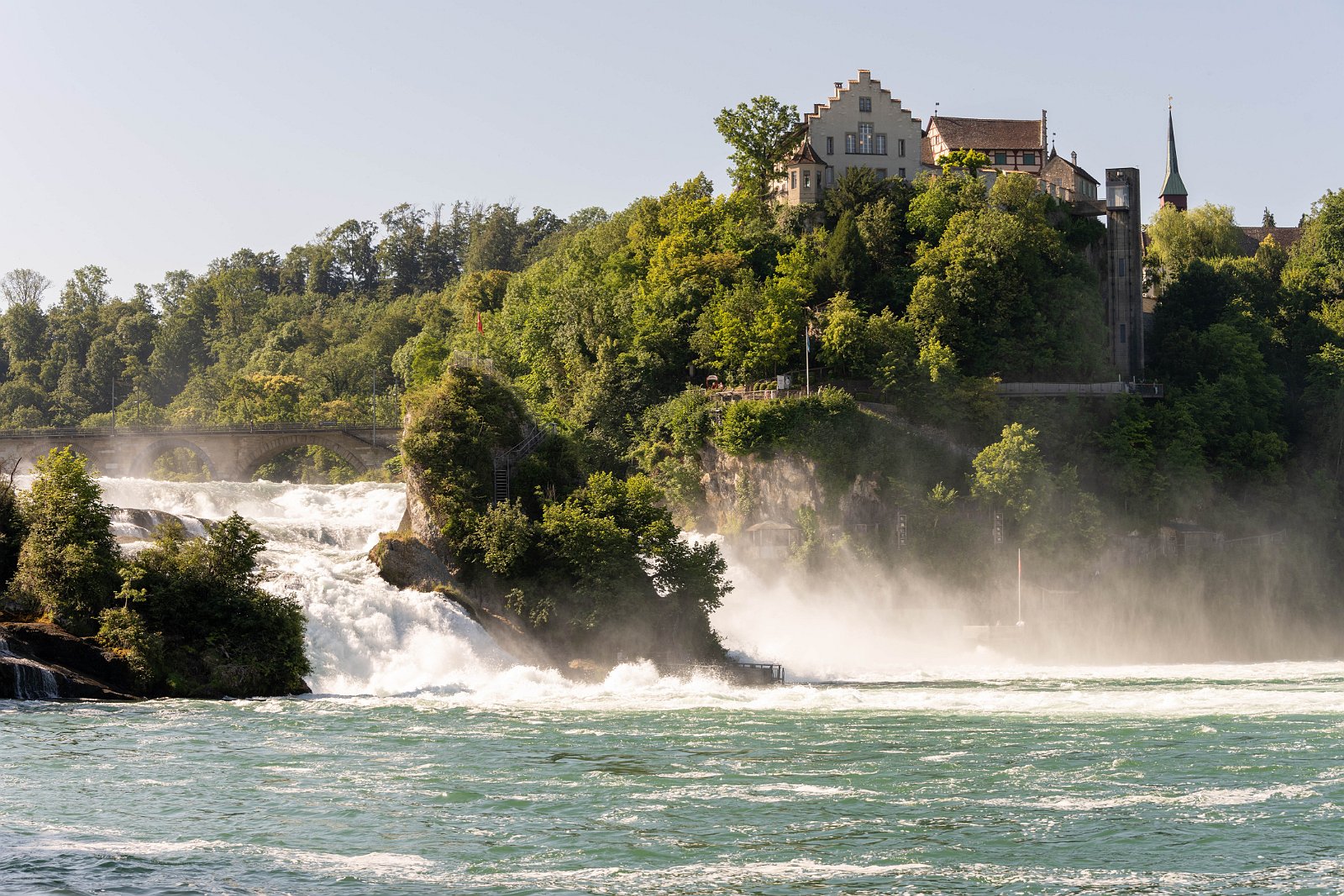 Schifffahrt auf dem Rhein 