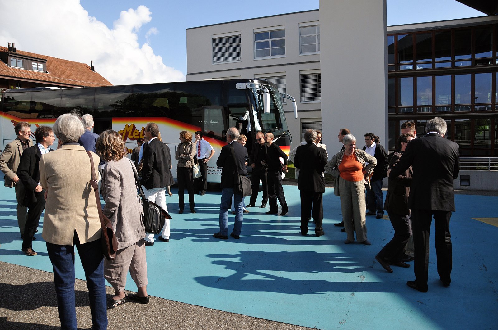 VSI.ASAI. GV 20. Juni 2009 Besichtigung des Vitra Gebäudes in Birsfelden.