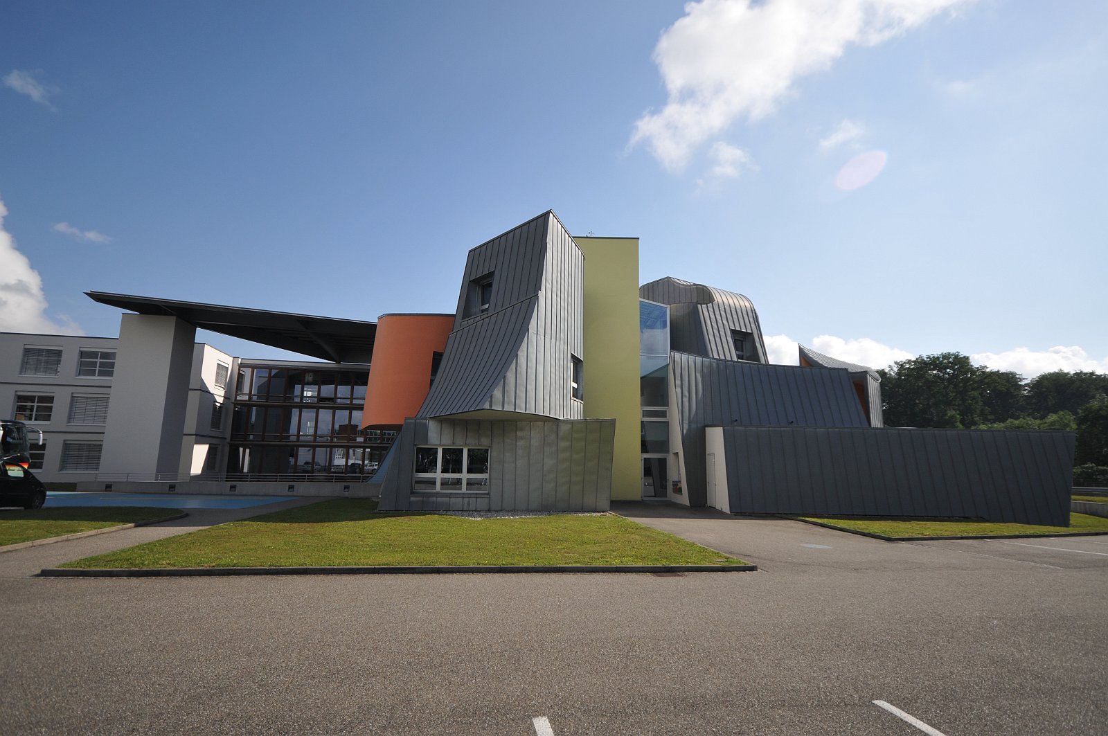 VSI.ASAI. GV 20. Juni 2009 Besichtigung des Vitra Gebäudes in Birsfelden.