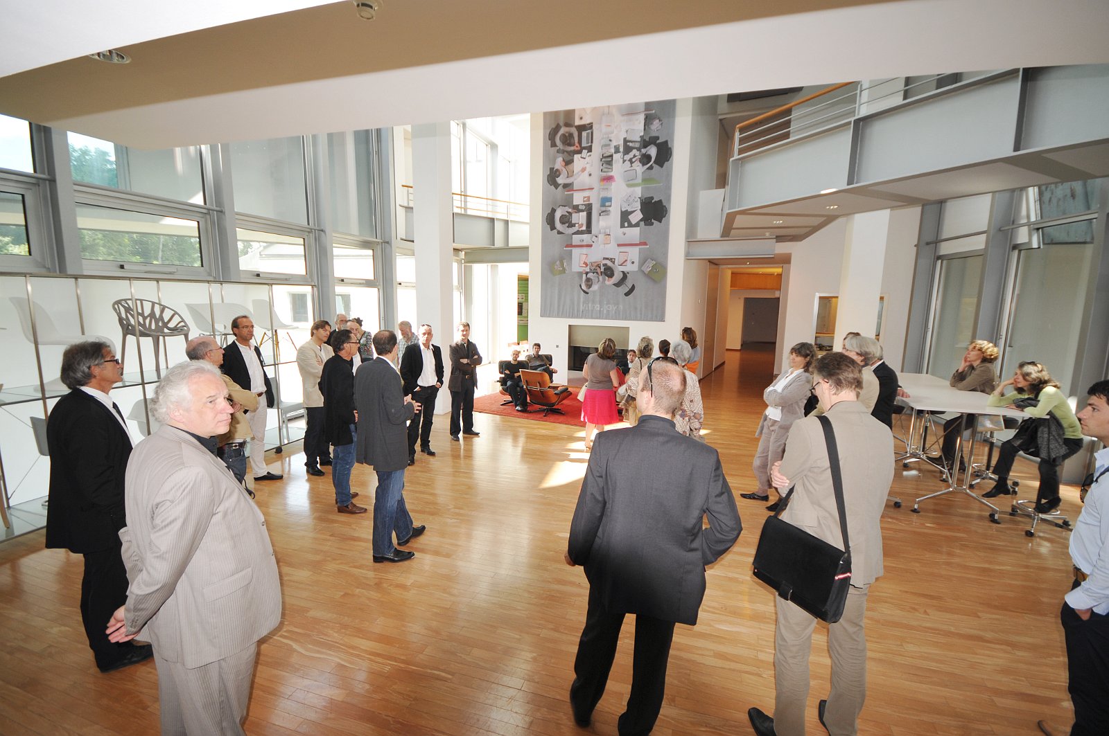 VSI.ASAI. GV 20. Juni 2009 Besichtigung des Vitra Gebäudes in Birsfelden.