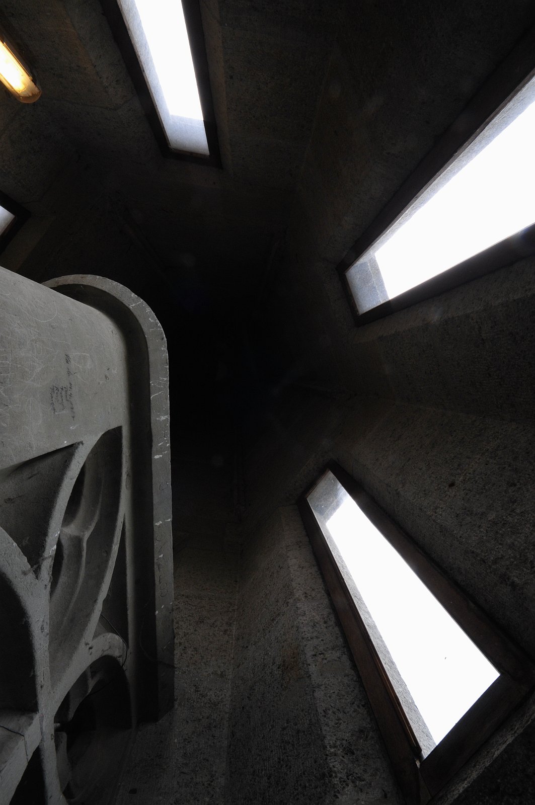 VSI.ASAI. - 67. Generalversammlung in Fribourg Rundum Aussicht nach einem Wendeltreppenaufstieg auf dem Turm der Kathedrale auf die Stadt Fribourg.