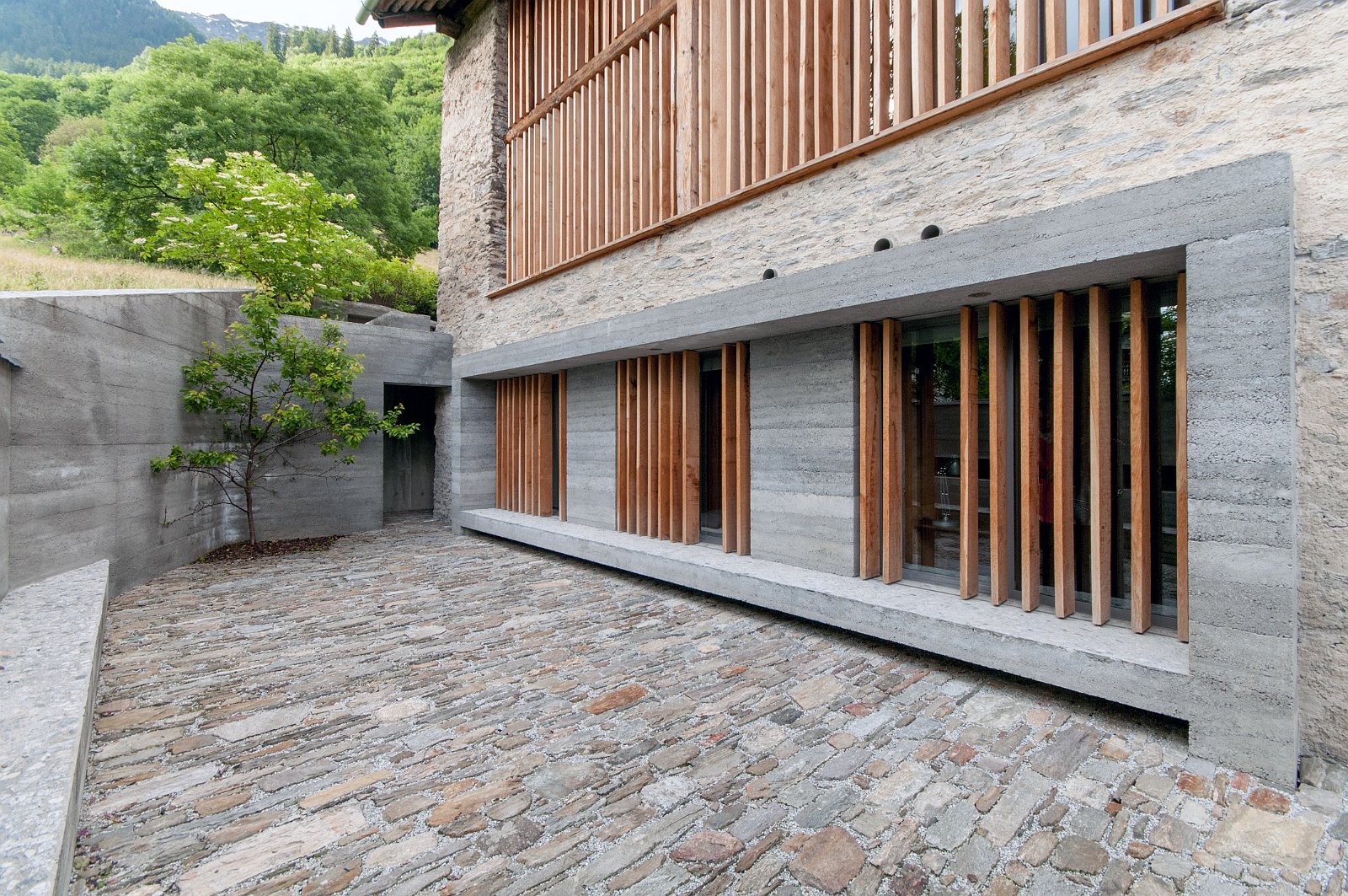 VSI.ASAI GV 28./29. Juni 2013 Ferienhaus in Soglio, Stall gestaltet und umgebaut von Architekt Ruinelli