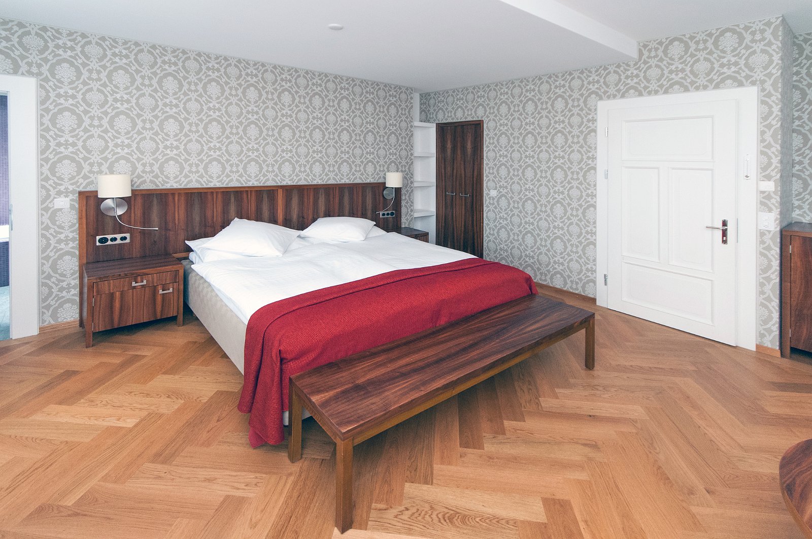 VSI.ASAI GV 28./29. Juni 2013 Hotel Waldhaus in Sils Maria | Gestaltungseingriffe von Miller + Maranta, Basel und vom heimischen Architekten Ruinelli aus Soglio