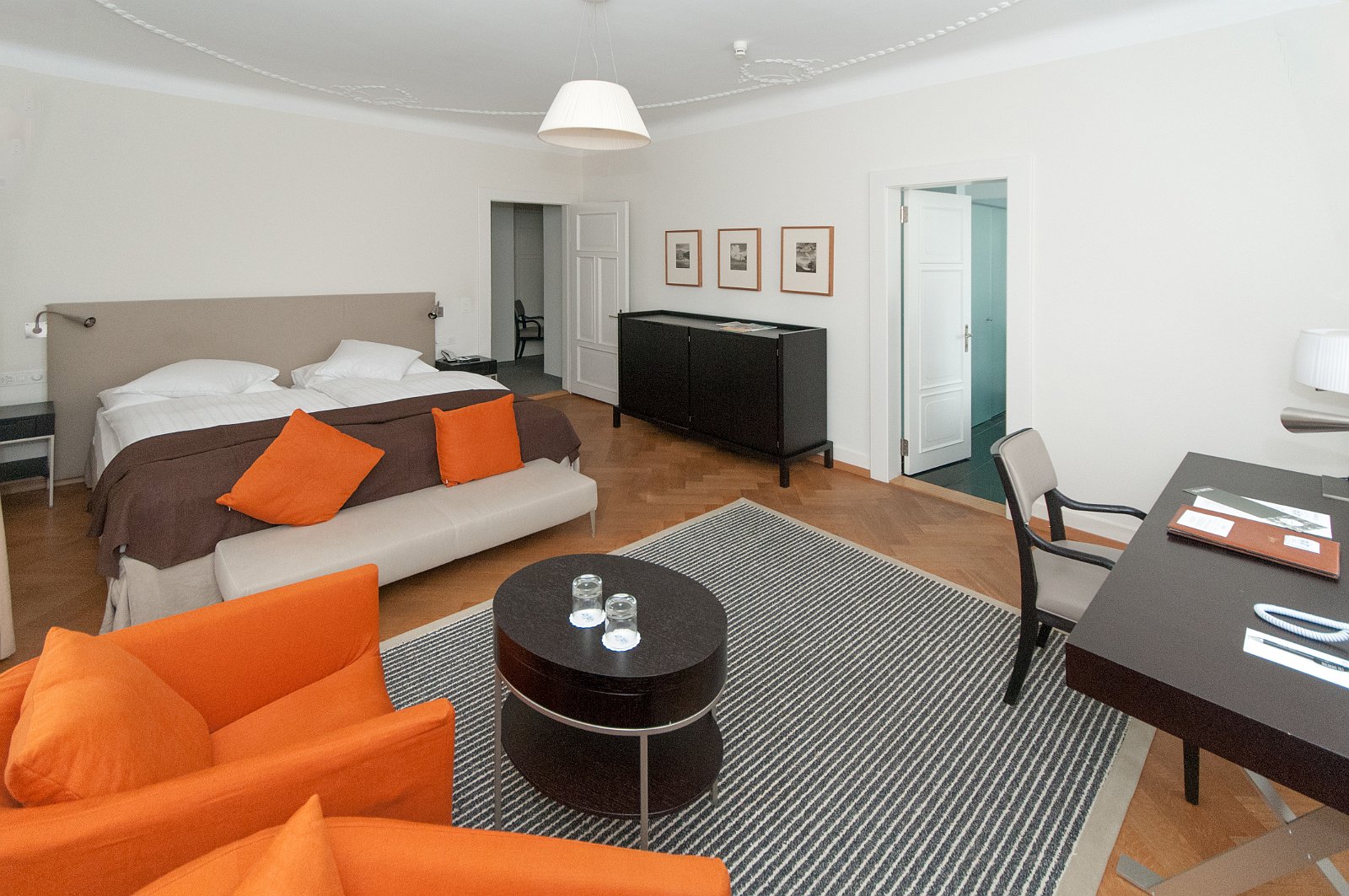 VSI.ASAI GV 28./29. Juni 2013 Hotel Waldhaus in Sils Maria | Gestaltungseingriffe von Miller + Maranta, Basel und vom heimischen Architekten Ruinelli aus Soglio