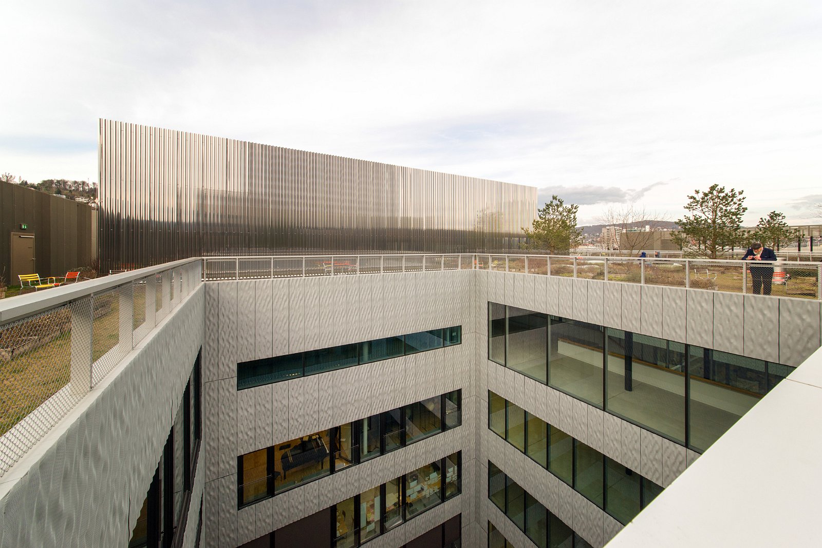 Toni Areal Zürich - Hochschule der Künste Besichtigung Toni-Areal Zürich. Zürcher Hochschule der Künste. www.zhdk.ch