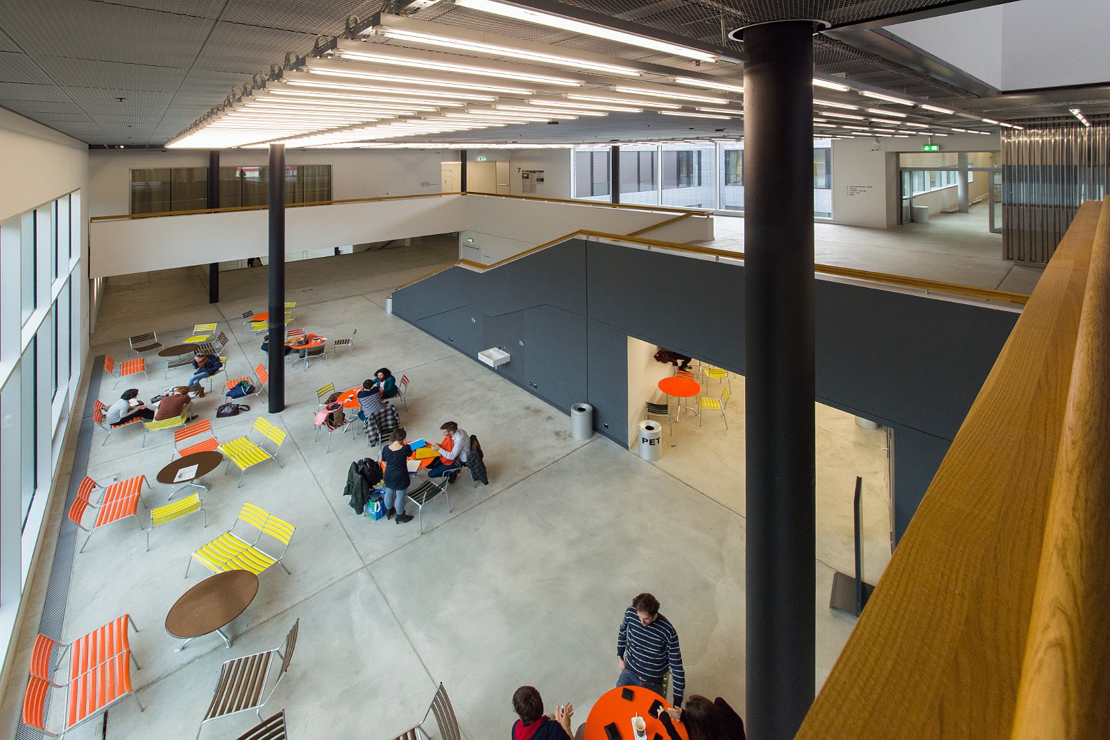 VSI.ASAI | Regional Jahresversammlung Deutschschweiz 28. März 2015 Besichtigung Toni-Areal Zürich. Zürcher Hochschule der Künste. www.zhdk.ch