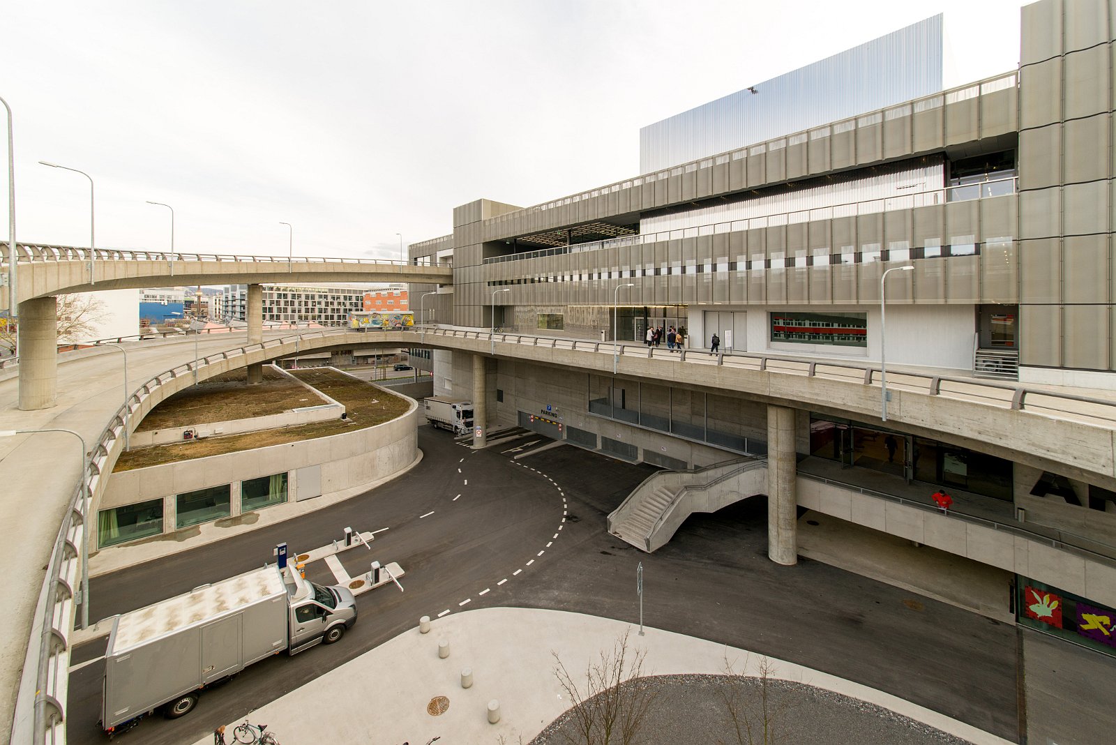 VSI.ASAI | Regional Jahresversammlung Deutschschweiz 28. März 2015 Besichtigung Toni-Areal Zürich. Zürcher Hochschule der Künste. www.zhdk.ch
