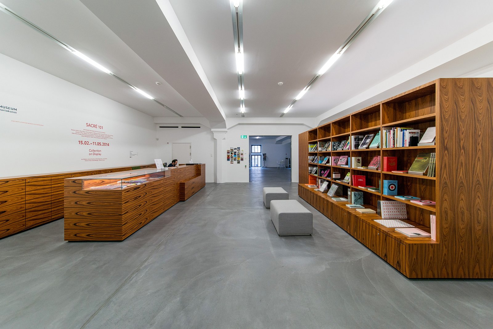 VSI.ASAI | Rundgang im Löwenbräu-Areal Zürich Rundgang und Führung im Löwenbräu-Areal Zürich. Führung durch Stephan Hürlemann, Partner Studio Hannes Wettstein AG und Volker Mencke, Projektleiter Gigon/Guyer Architekten.