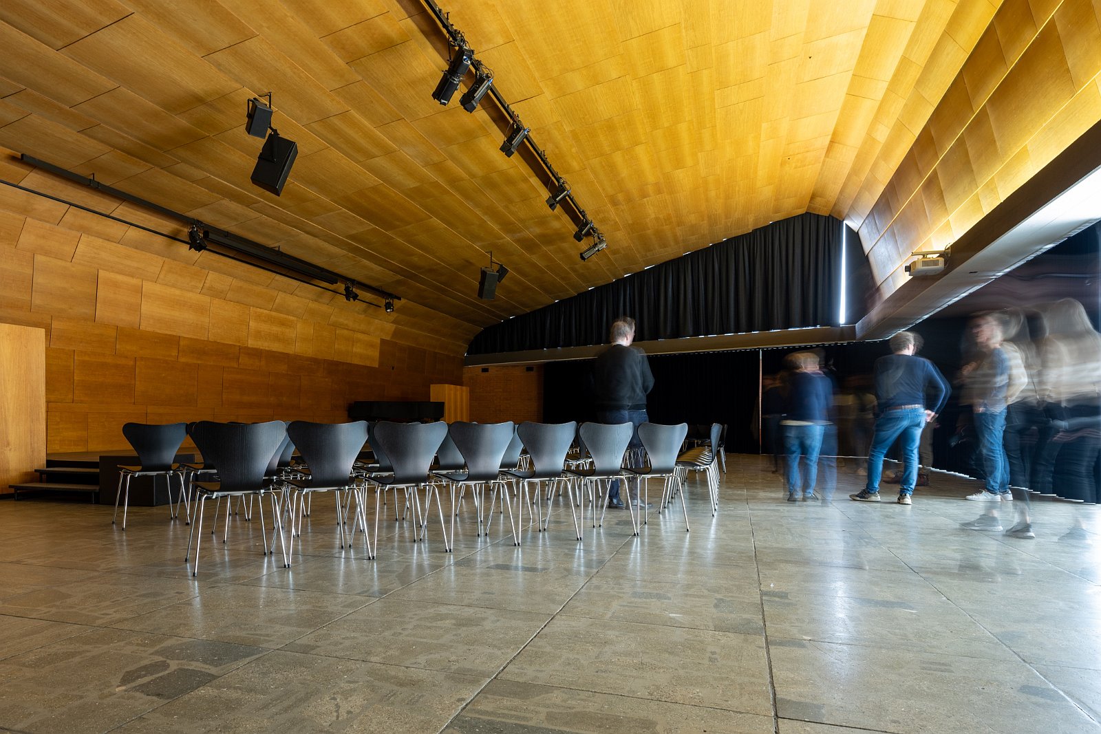VSI.ASAI Regionalversammlung Deutschschweiz in Biel, Bienne Das Farel Haus von Architekt Max Schlup in Biel