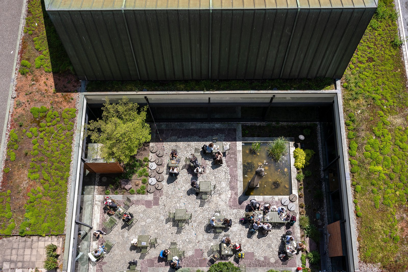 VSI.ASAI Regionalversammlung Deutschschweiz in Biel, Bienne Das Farel Haus von Architekt Max Schlup in Biel