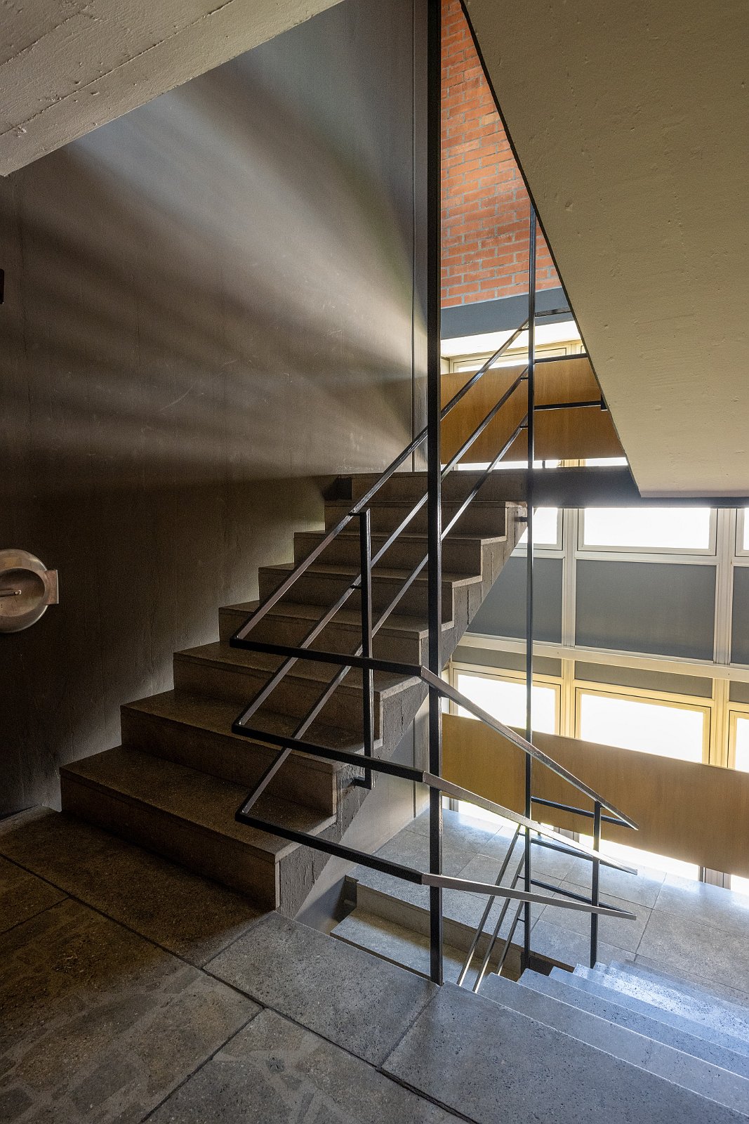 VSI.ASAI Regionalversammlung Deutschschweiz in Biel, Bienne Das Farel Haus von Architekt Max Schlup in Biel