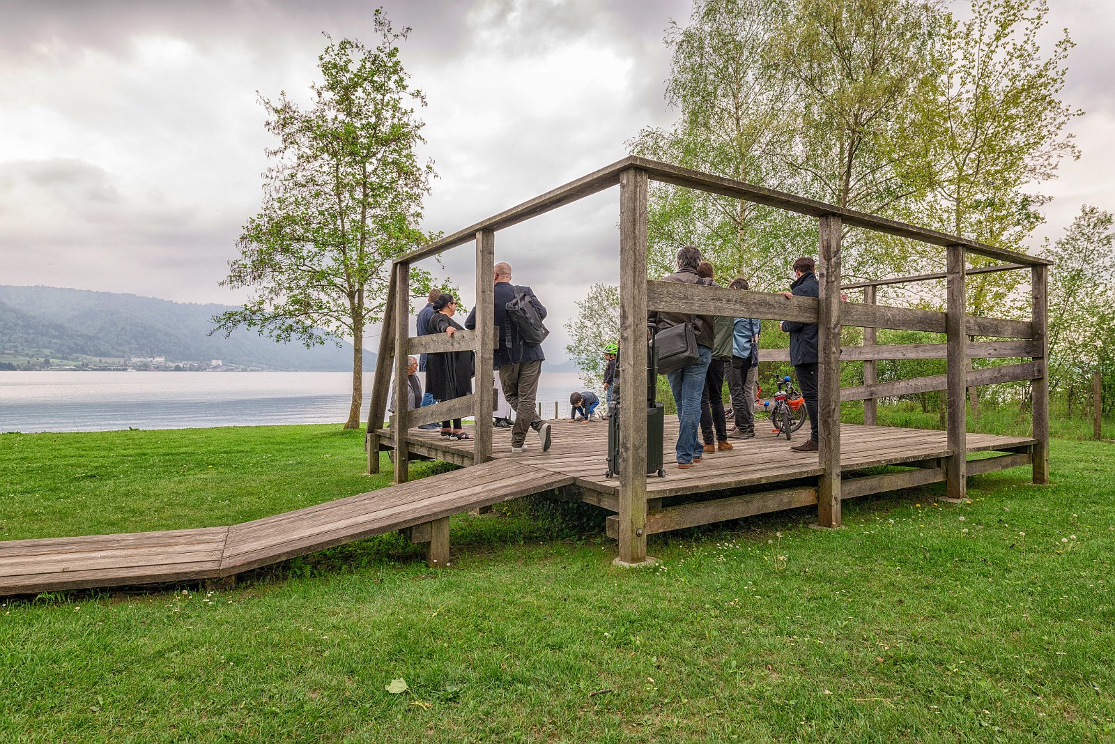 Haus von Tadashi Kawamata am Zugersee Switzerland 