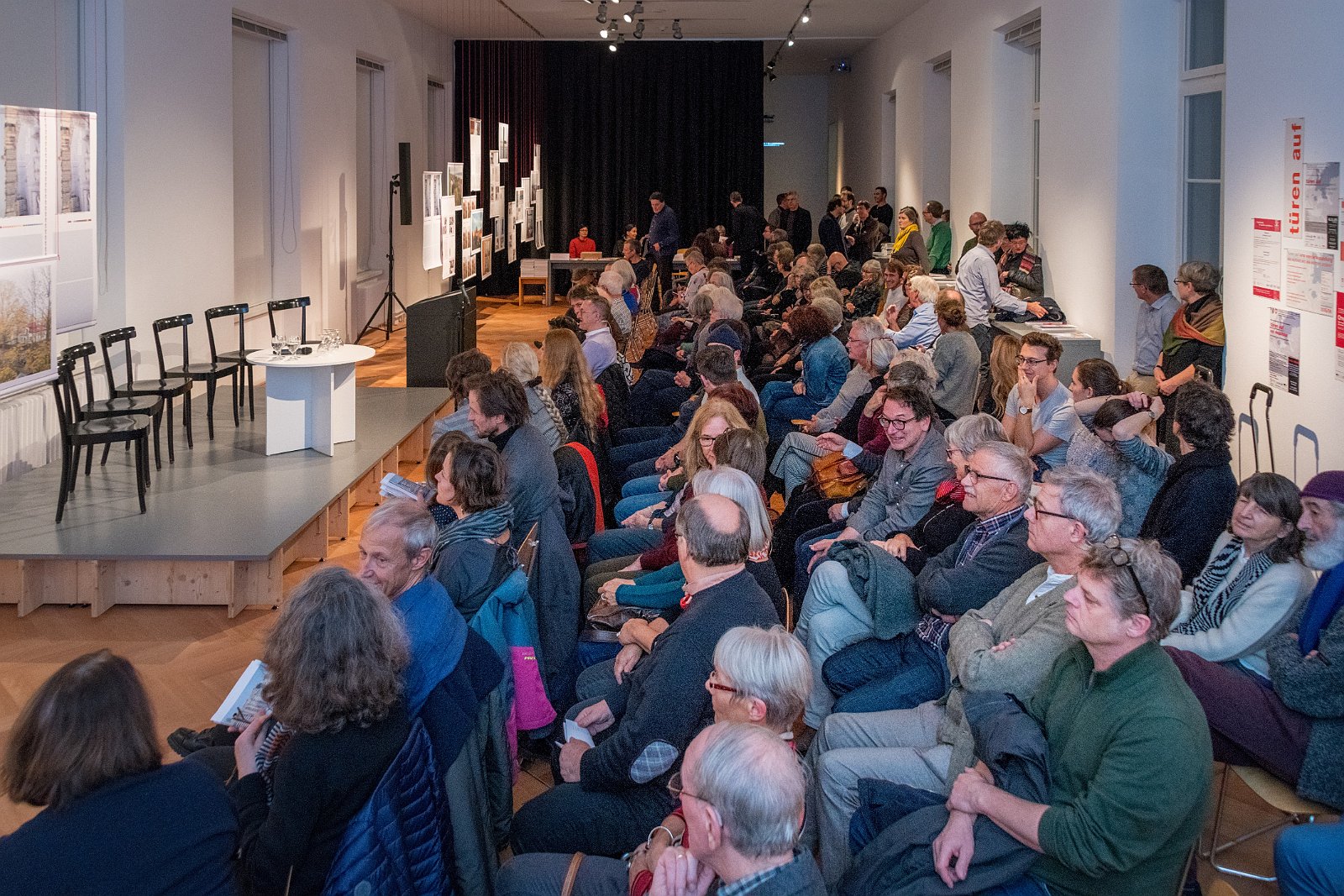 VSI.ASAI | tuerenauf-heute | Buchvernissage 