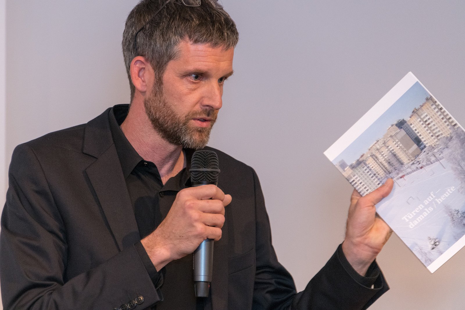 VSI.ASAI | tuerenauf-heute | Buchvernissage 