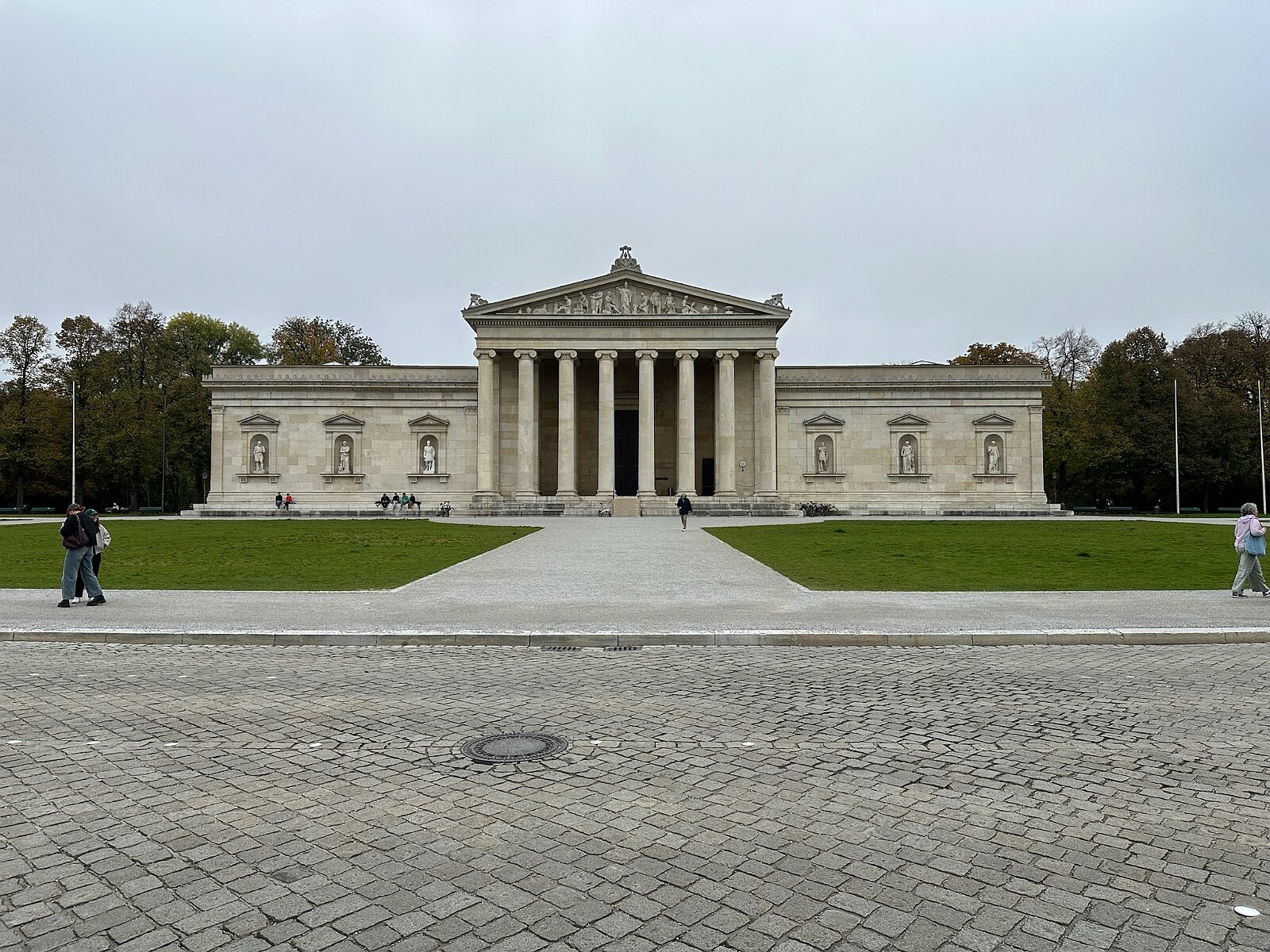 VSI.ASAI Occhio München Firmenbesichtigung auf Einladung Occhio München