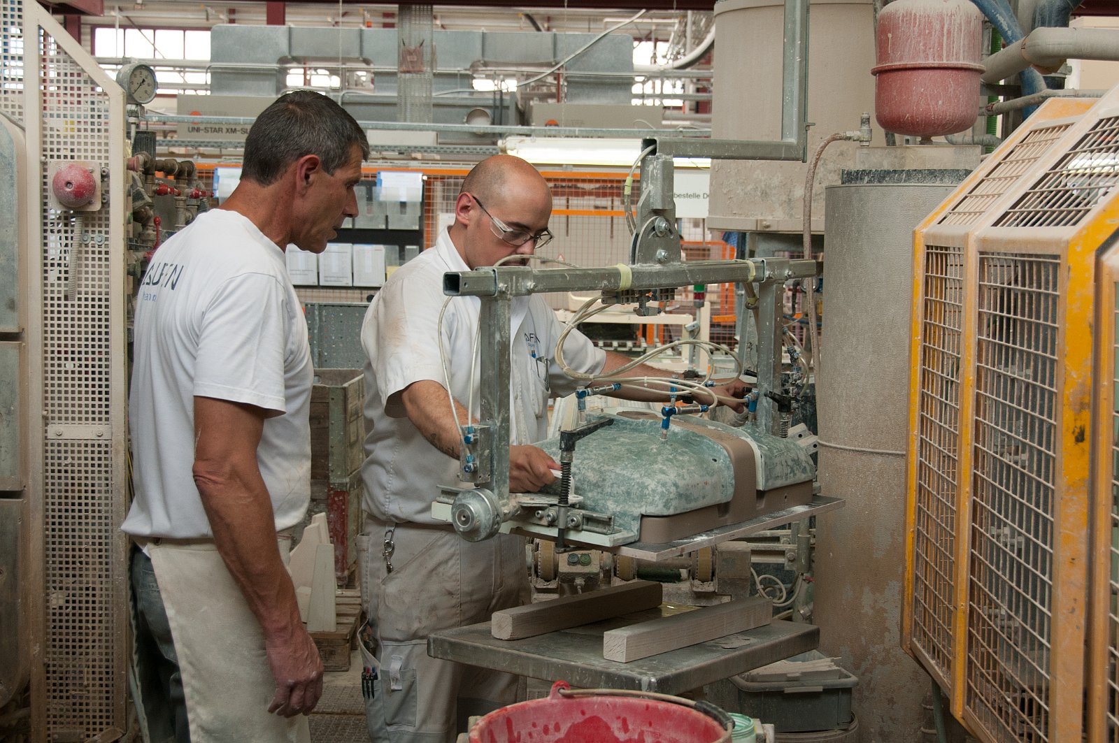 Laufen | Keramik Produktion in Laufen 